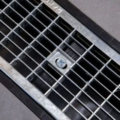 Système De Blocage Des Grilles De Caniveaux Pour Caniveau Standard 130 6 Système De Blocage Des Grilles De Caniveaux Pour Caniveau Standard 130 -Promos Maison & Terrasse Boutique systeme de blocage des grilles de caniveaux pour caniveau standard 130 2