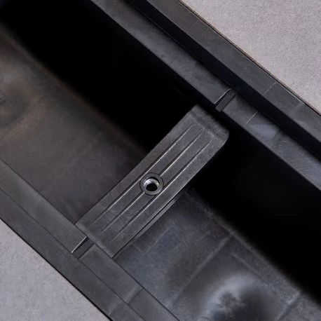 Système De Blocage Des Grilles De Caniveaux Pour Caniveau Standard 130 2 Système De Blocage Des Grilles De Caniveaux Pour Caniveau Standard 130